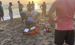 Antalya’da dalgalara kapılan şahıs hayatını kaybetti