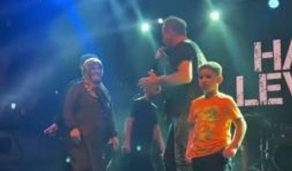 Haluk Levent konserde kaybolan çocuğun annesine ulaşmak için beste yaptı