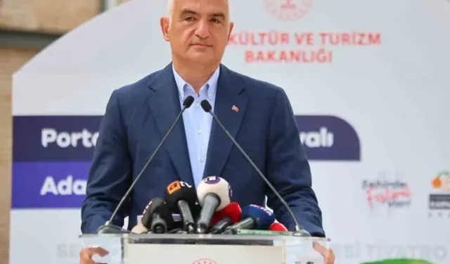 Bakan Ersoy: "Adana’da bin, Türkiye geneli 40 bin sanatçı katılacak"