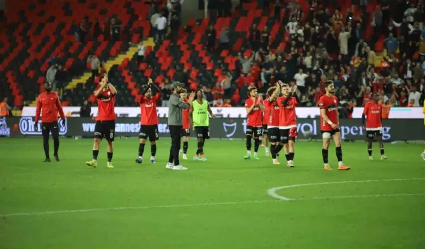 Trendyol Süper Lig: Gaziantep FK: 2 - Kasımpaşa: 0 (Maç sonucu)