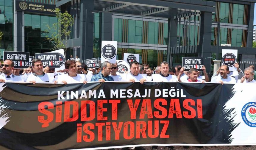 Diyarbakır’da eğitimciler kendilerine yönelik şiddete dikkat çekti